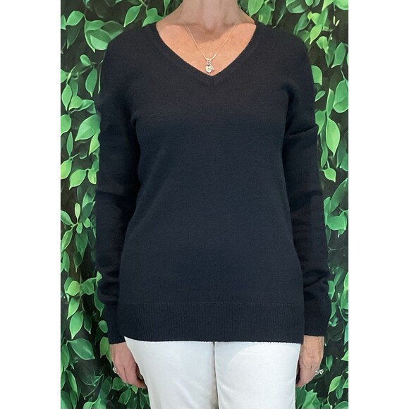 💙 GAP Luxe Navy V-Neck Sweater – Size Medium - Picture 1 of 7